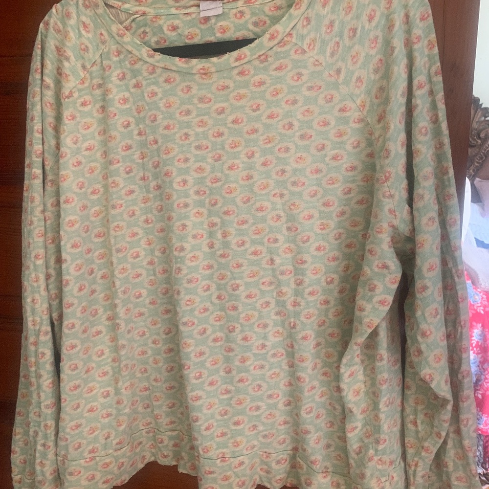 Magnolia Pearl Top